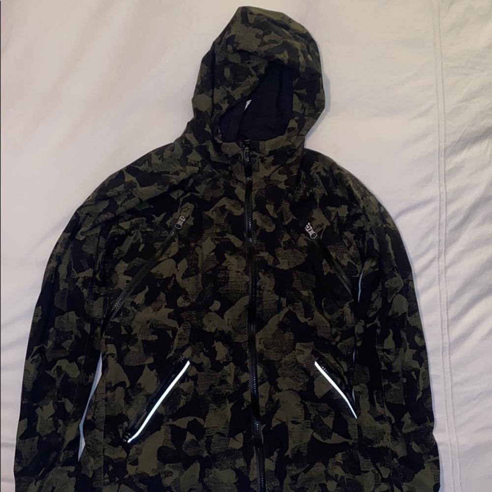 Lululemon rain jacket